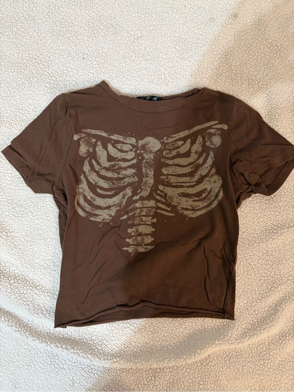 GMIU USA Brown Graphic Tee with Distressed Design